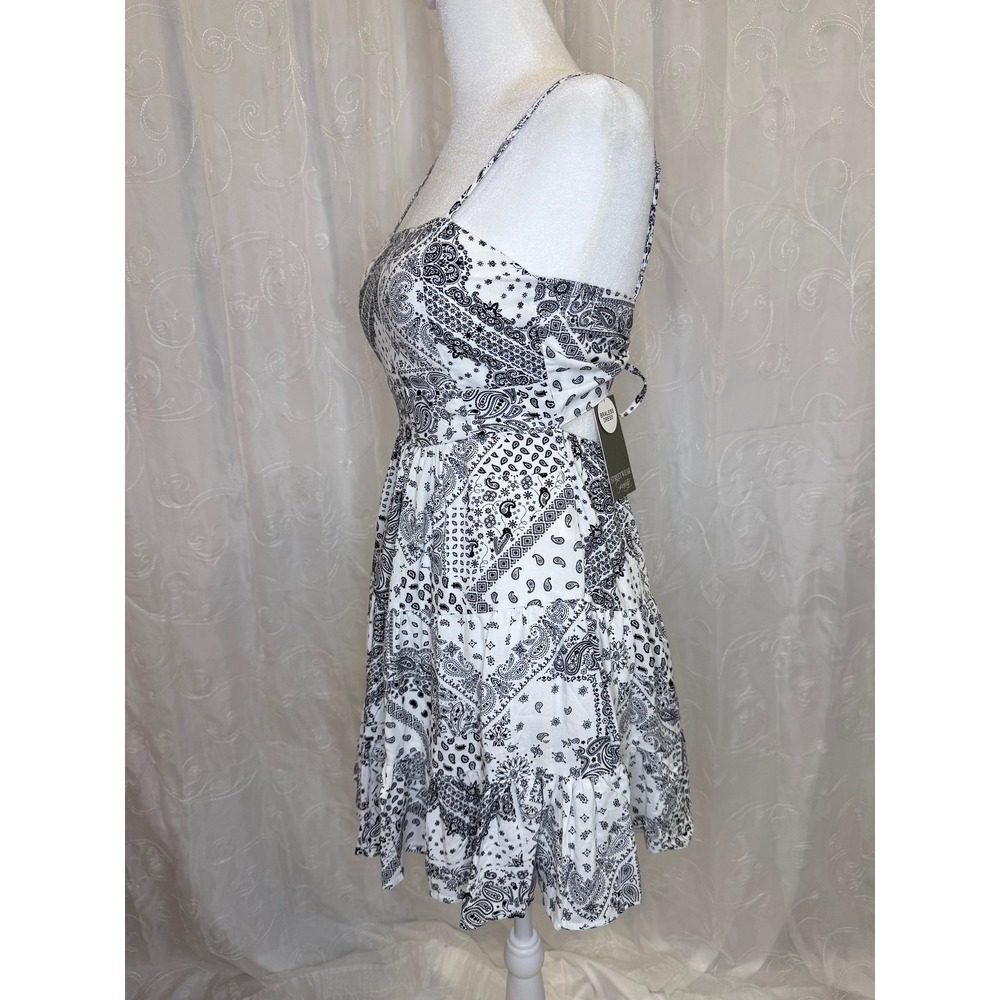 Streetwear Society Bandana Paisley Mini Dress Black White Tie Back Cutout XS NWT - Picture 2 of 9